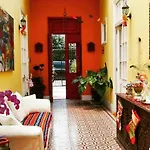 Residencial Miraflores B&B